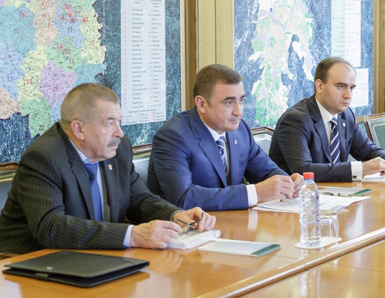 Губернатор Алексей Дюмин провел рабочую встречу с министром экономического развития России Максимом Орешкиным